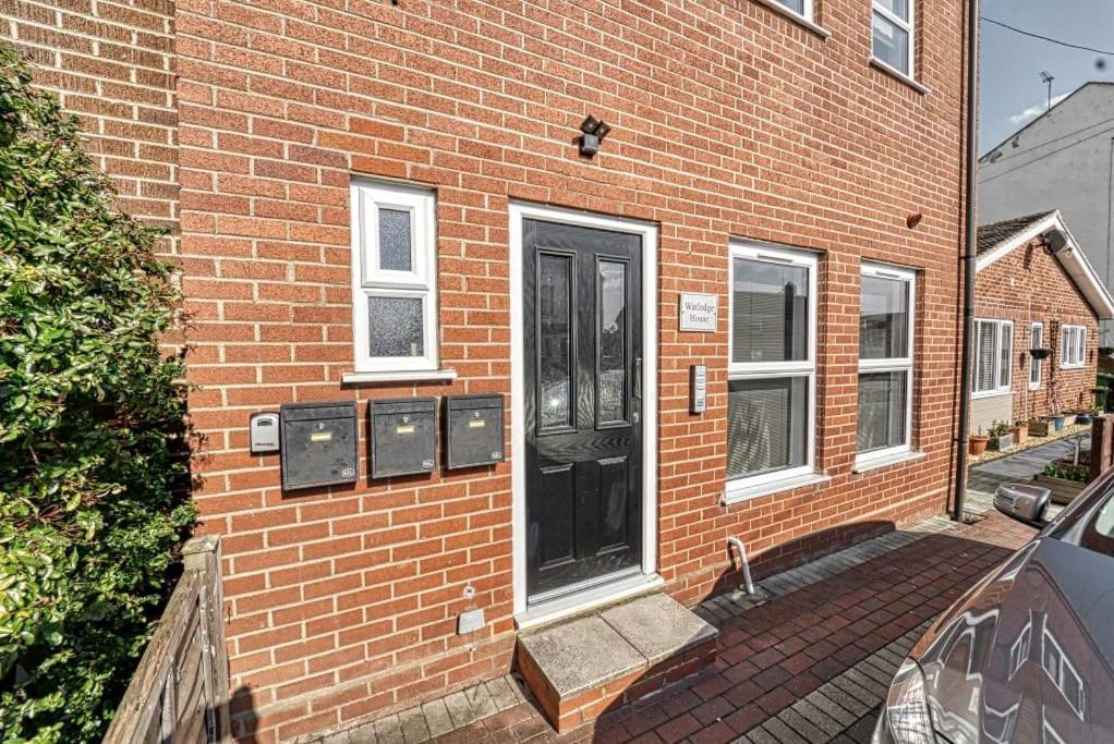 Guest Homes - Watledge House Apartment Tewkesbury Eksteriør billede