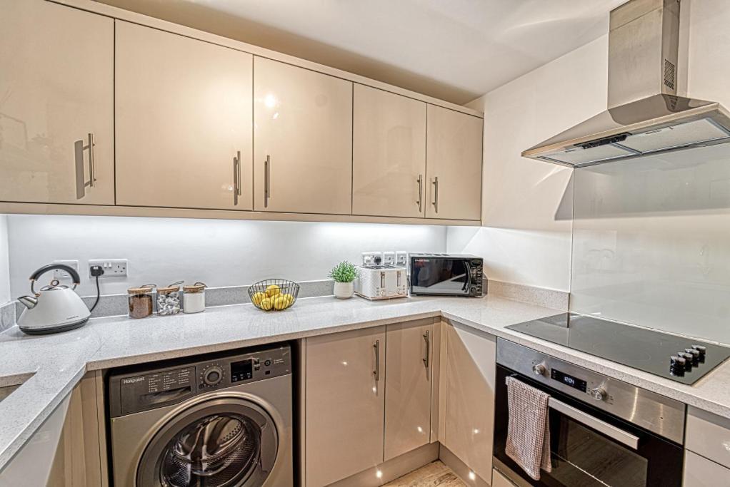 Guest Homes - Watledge House Apartment Tewkesbury Eksteriør billede