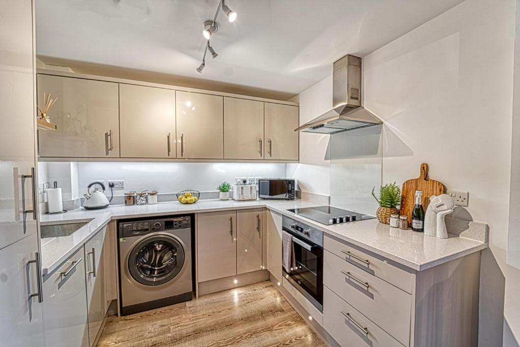Guest Homes - Watledge House Apartment Tewkesbury Eksteriør billede
